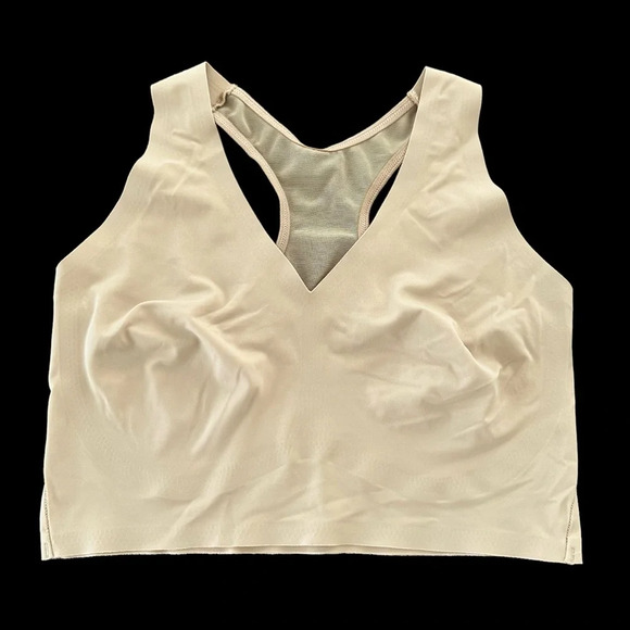 True and Co size Medium Beige v Neck Racerback Wireless Bra No Pads Seamless Tan - Picture 1 of 3